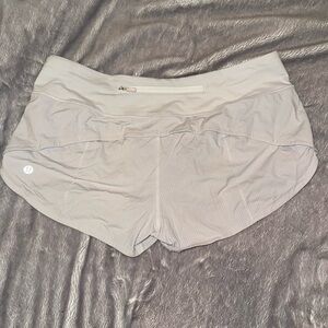Lululemon speed up shorts 2.5
